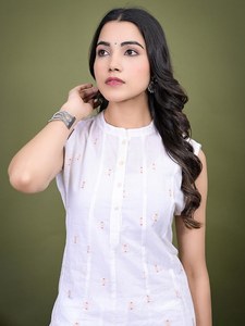 Kurti de Verano para Mujer, Estilo Étnico, Casual, de Algodón Puro, Estampado Floral, Sin Mangas, Cuello Mandarín, Corte en A, Venta al Por Mayor - Product Image 3