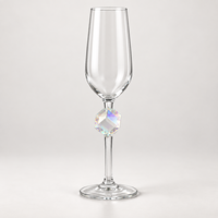 Luxuriöser, wiederverwendbarer, doppelwandiger, mundgeblasener Kristall-Glas-Edelstein-Stiel-Dekorationsbecher, eleganter, klarer Flötenkelch für Bar und Hochzeit