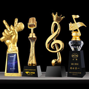 カスタムメタルクラフトレジントロフィーメーカーカスタムレジンスポーツトロフィー彫刻レジントロフィーと彫像 - Product Image 6