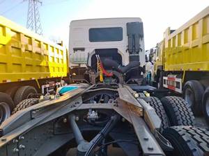 Camion <span class=keywords><strong>tracteur</strong></span> d'occasion HO-WO X3000 6x4 RHD LHD avec climatisation, moteur Weichai remis à neuf, transport routier durable, capacité de remorquage 60 tonnes, abordable - Product Image 3