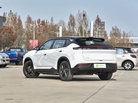 Dongfeng Aeolus L7 Version Électrique 2024 SUV Compact Traction Avant 5 Places 218 Chevaux Véhicule Électrique Pur Écologique