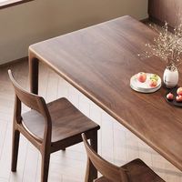 Ensemble de table et chaises de salle à manger rectangulaires en bois massif de style scandinave moderne pour la maison ou l'appartement