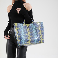 2025 mode nouveau motif serpent sac à main Design de luxe femmes Serpentine sac PU épaule sac fourre-tout pour femme