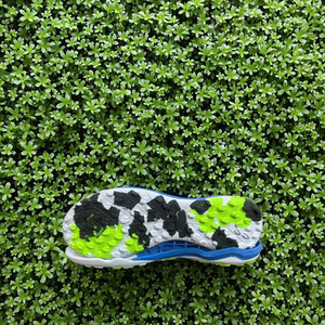 Chaussures de football pour hommes en caoutchouc naturel, légères, durables, à haute adhérence, semelle antidérapante, résistantes à l'<span class=keywords><strong>eau</strong></span>, haute élasticité - Product Image 5