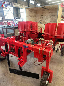 Самоходная машина для посадки рассады овощей с функциями внесения удобрений, капельного полива и мульчирования для теплиц и полей - Product Image 2