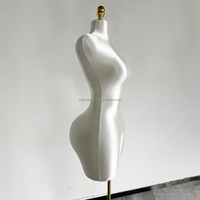 Maniquí de Mujer de Medio Cuerpo de Tela de Guangzhou, Maniquí de Vestir con Glúteos Grandes, Maniquí de Mujer de Fibra de Vidrio para Ropa