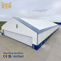 Centre logistique industriel en structure métallique, bâtiment préfabriqué à portée libre