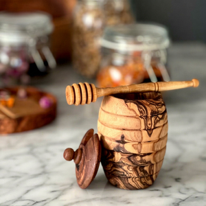 Couvercle de pot à miel en bois naturel fait main, style campagnard, compatible lave-vaisselle, pour cuisine, maison, hôtel, complexe hôtelier, personnalisable - Product Image 1