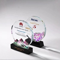 Nouvelle conception de plaque de récompense en verre rond en cristal d'iceberg arc-en-ciel pour les concours