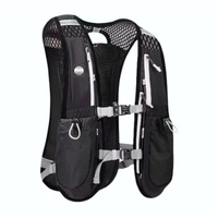 Sac à dos d'hydratation léger en polyester compatible avec poche à eau, maille réfléchissante, ajustement réglable pour la course et le cyclisme