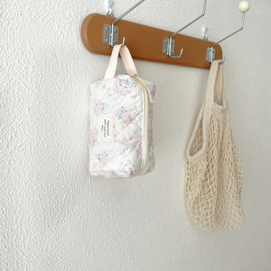 Bolsa de cosméticos de algodón personalizada Tycoon, bolsa de maquillaje de tela floral acolchada, neceser de viaje con estampado bonito, maquillaje de flores blancas - Product Image 6