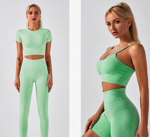 Tuta sportiva all'ingrosso ragazza Sexy abbigliamento Fitness abbigliamento sportivo Yoga Set corto palestra abbigliamento sportivo <span class=keywords><strong>Leggings</strong></span> da corsa Set reggiseno senza cuciture da donna - Product Image 5