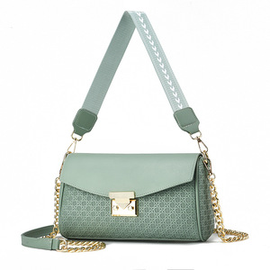 <span class=keywords><strong>Sac</strong></span> à bandoulière en cuir PU pour femmes, <span class=keywords><strong>sac</strong></span> à <span class=keywords><strong>main</strong></span> géométrique gaufré avec chaîne et large bandoulière - Product Image 5