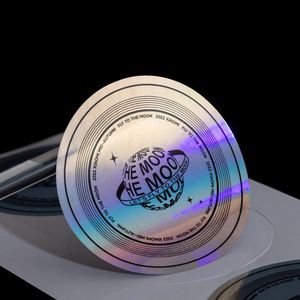 Etiquetas Adhesivas Holográficas Personalizadas con Logotipo, Resistentes al Agua, en Formato Kiss Cut, Impresión en Vinilo Holográfico - Product Image 5