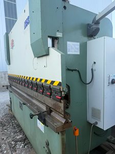 Máquina de Doblado CNC de 125 Toneladas y 3.2 Metros a Bajo Precio, Prensa Hidráulica para Chapa Metálica, Equipo de Plegado NC Automático de Alta Precisión - Product Image 3