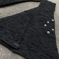 DiZNEW Jeans Premium Homme Effet Vieilli, Coupe Évasée, avec Œillets et Clous Décoratifs, en Denim Texturé, Direct Usine