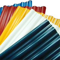 L'usine fournit des panneaux ondulés prélaqués d'une épaisseur de 0,25 mm à 0,6 mm et des tôles d'acier colorées pour les murs de toiture.