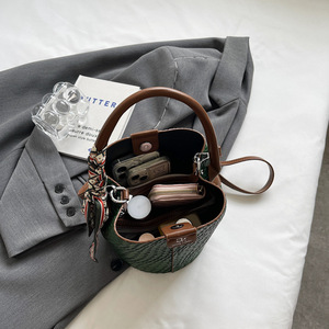 New 2025 Women's <strong>Bag</strong> Fashion Crossbody <strong>Bag</strong> Versatile Soft Woven <strong>Faux</strong> <strong>Leather</strong> Handheld Single Shoulder <strong>Bucket</strong> Light Luxury <strong>Bag</strong> - Product Image 4