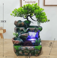 Fontaine d'Eau de Bureau en Résine avec Rocher, Pot à Poissons, Lumière LED et Brume, Mini Fontaine Intérieure et Extérieure pour la Relaxation au Bureau et la Décoration