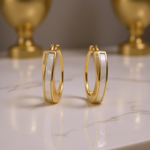 Orecchini a Cerchio Pomellato in Oro Massiccio 18K con Intarsio in Conchiglia, Design Minimalista per Uso Quotidiano Femminile - Product Image 2