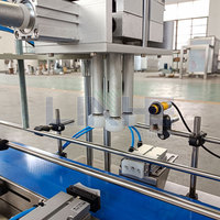 Machine d'étiquetage de bouchage de remplissage automatique de type horizontal de bureau adaptée à la sauce alimentaire mayonnaise chili salade ketchup