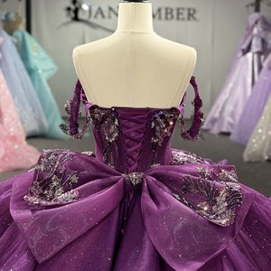 ชุดราตรีงาน Quinceanera รุ่น Dy1577 สีม่วงรอยัล ประดับดอกไม้ 3 มิติ แบบแอพพลิเคชั่น คอรูปหัวใจ ประดับเลื่อมระยิบระยับ กระโปรงชีฟองระบายช่วงเอวธรรมชาติ - Product Image 3
