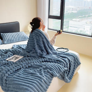 Manta gruesa de invierno de franela de tela cómoda de alta calidad éxito de ventas al por mayor - Product Image 1