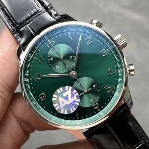 Nuevo reloj de lujo para hombre con función de cronógrafo clásico, estilo de diseñador de varios colores y logotipo personalizable - Product Image 1