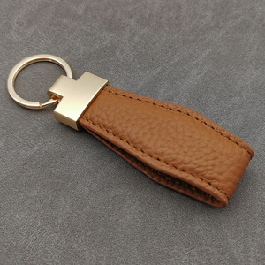 Porte-clés de <span class=keywords><strong>voiture</strong></span> en cuir véritable fait main de qualité supérieure, personnalisé en usine, avec pendentif minimaliste en alliage de zinc et cordon, cadeau d'affaires pour hommes - Product Image 5