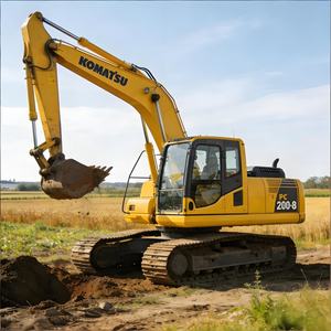 Escavatore Usato Komatsu PC200-8, Veicolo per Movimento Terra, Benna da 0,8m, Potenza 110KW, Peso Operativo 19,9 Tonnellate, Garanzia di 1 Anno - Product Image 1