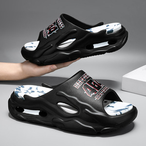 รองเท้าแตะแบบสวมสำหรับผู้ชายและผู้หญิง รุ่น Evergreen คุณภาพสูง สำหรับฤดูร้อน กันน้ำ น้ำหนักเบา ระบายอากาศได้ดี นวดเท้า พื้นหนา ใช้แล้วทิ้ง - Product Image 4