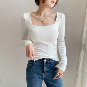 Haut court pour femme en maille respirante, coupe ajustée, col rond, manches longues, 95% coton 5% élasthanne, style streetwear uni - Product Image 4