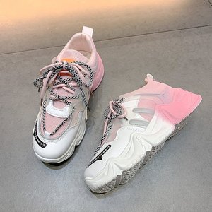 <span class=keywords><strong>Scarpe</strong></span> sportive estive da <span class=keywords><strong>donna</strong></span>, <span class=keywords><strong>scarpe</strong></span> da ginnastica traspiranti, <span class=keywords><strong>scarpe</strong></span> da <span class=keywords><strong>donna</strong></span> alla moda con sfumature arcobaleno luminose, per lo shopping e la corsa - Product Image 6