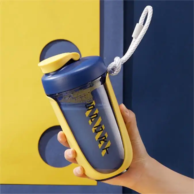 2024 New Desgin Plastic Shaker Water Bottle Cup Bpa Free Customer Logo Tritan With Shaker Ball 20oz Shaker Bottle