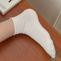 Chaussettes basses invisibles mi-mollet légères à bord roulé sans couture, couleur unie blanche, pour femmes et étudiantes
