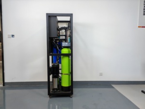 Sistema <span class=keywords><strong>de</strong></span> <span class=keywords><strong>Agua</strong></span> <span class=keywords><strong>Potable</strong></span> RO <span class=keywords><strong>de</strong></span> Control Automático 0.5T/H para Resorts Comerciales, Montado en Plataforma - Product Image 5