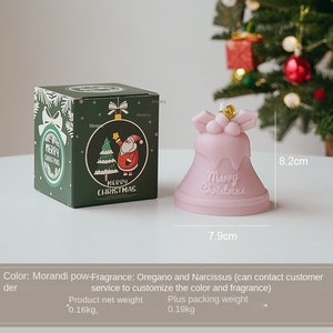 Candele Profumate Natalizie all'Ingrosso Fatte a Mano in Cera Cilindrica con Fragranze di Origano, Narciso e Camomilla - Regalo Artigianale per il Commercio Transfrontaliero - Product Image 6