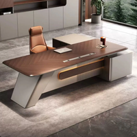 Ensemble de chaise de bureau exécutive en bois massif, design minimaliste et moderne, avec conception ergonomique pour immeuble de bureaux, luxe discret pour le patron