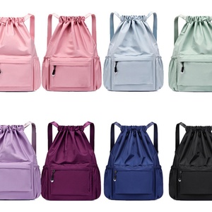 Mochila Profesional Impermeable con Cordón, Gran Capacidad, para Deportes al Aire Libre, con Logotipo Impreso de Dibujos Animados, Material de Poliéster - Product Image 4