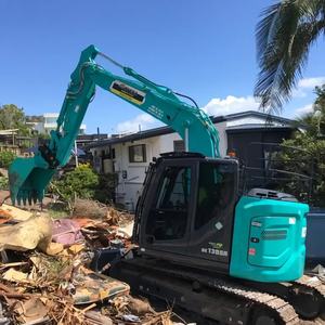 Excavatrice Kobelco SK135SR d'occasion, équipement de construction, bon état, moteur à chenilles, puissance 72 kW, capacité de la benne 0,6 m³ - Product Image 2