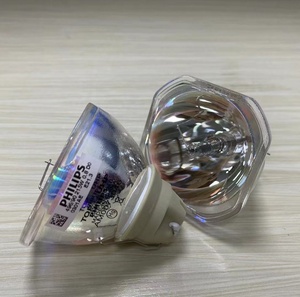Ampoule de lampe de projecteur de qualité 100% pour EPSON CB-W03 \ W120 CB-W18 CB-S18 de EB-W28 \ EB-S18 CB-S18 + lampe de projecteur de EB-X24 CB-X18. - Product Image 1