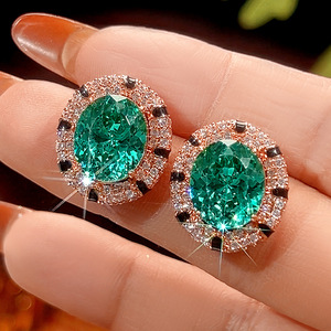 Conjunto de Joyería Vintage de Moda Ecológica, Chapado en Oro sobre Cobre, con Circonita Verde de Corte Ovalado de 12*16mm, Collar, Pendientes y Anillo - Product Image 6