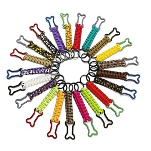 Llavero de Aluminio con Forma de Hueso, Trenzado con Paracord de Nailon, Resistente, Promocional, para Actividades al Aire Libre - Product Image 5
