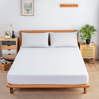 Vente chaude imperméable respirant Jacquard draps doux matelassé protège-matelas tricoté Technique lit drap-housse