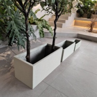 Pot Bunga Fiberglass Bulat Kustom dengan Lubang Drainase - Desain Modern Ringan, Ramah Lingkungan, dan Tahan Lama untuk Penggunaan Dalam/Luar Ruangan