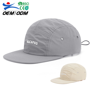 Venta al por mayor OEM ODM verano blanco personalizado moda ajustable plana poliéster Snapback gorra deportiva para Mujeres Hombres - Product Image 1