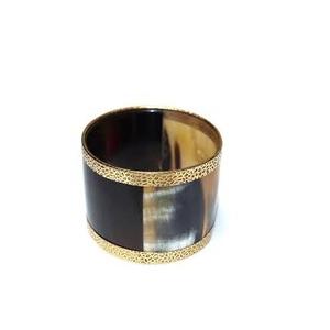 Brazalete de Cuerno Negro Natural de la Mejor Calidad, Diseño Elegante de Latón y Aretes de Cuerno Hechos a Mano, Producto en Venta - Product Image 3