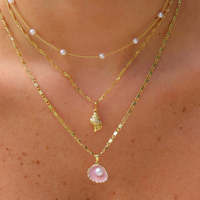 Collier à perles irrégulières superposées sexy 2025, collier à pendentif en coquille de conque dorée à plusieurs niveaux pour femmes, bijoux de plage, cadeau