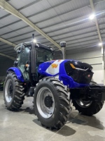 Tracteur agricole éprouvé de 180 CV à 4 roues motrices avec cabine fermée pour les grandes exploitations agricoles
