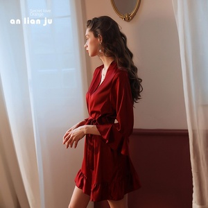 Estate donna <span class=keywords><strong>pigiama</strong></span> satinato traspirante Sexy foglia di loto Cardigan vestaglia al ginocchio <span class=keywords><strong>con</strong></span> Design privato - Product Image 4